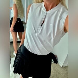 Women’s White Athletic Golf/Tennis Sleeveless Tank Top Size Small